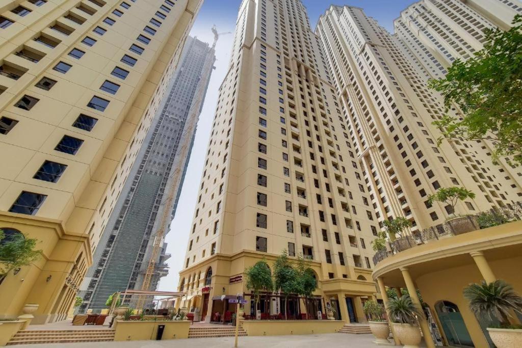 Seaview Beach Hostel Jbr - Walk To Beach - Gym - Pool - Metro Station Dubai Exterior foto
