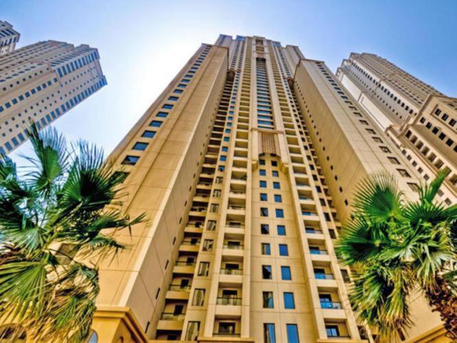 Seaview Beach Hostel Jbr - Walk To Beach - Gym - Pool - Metro Station Dubai Exterior foto